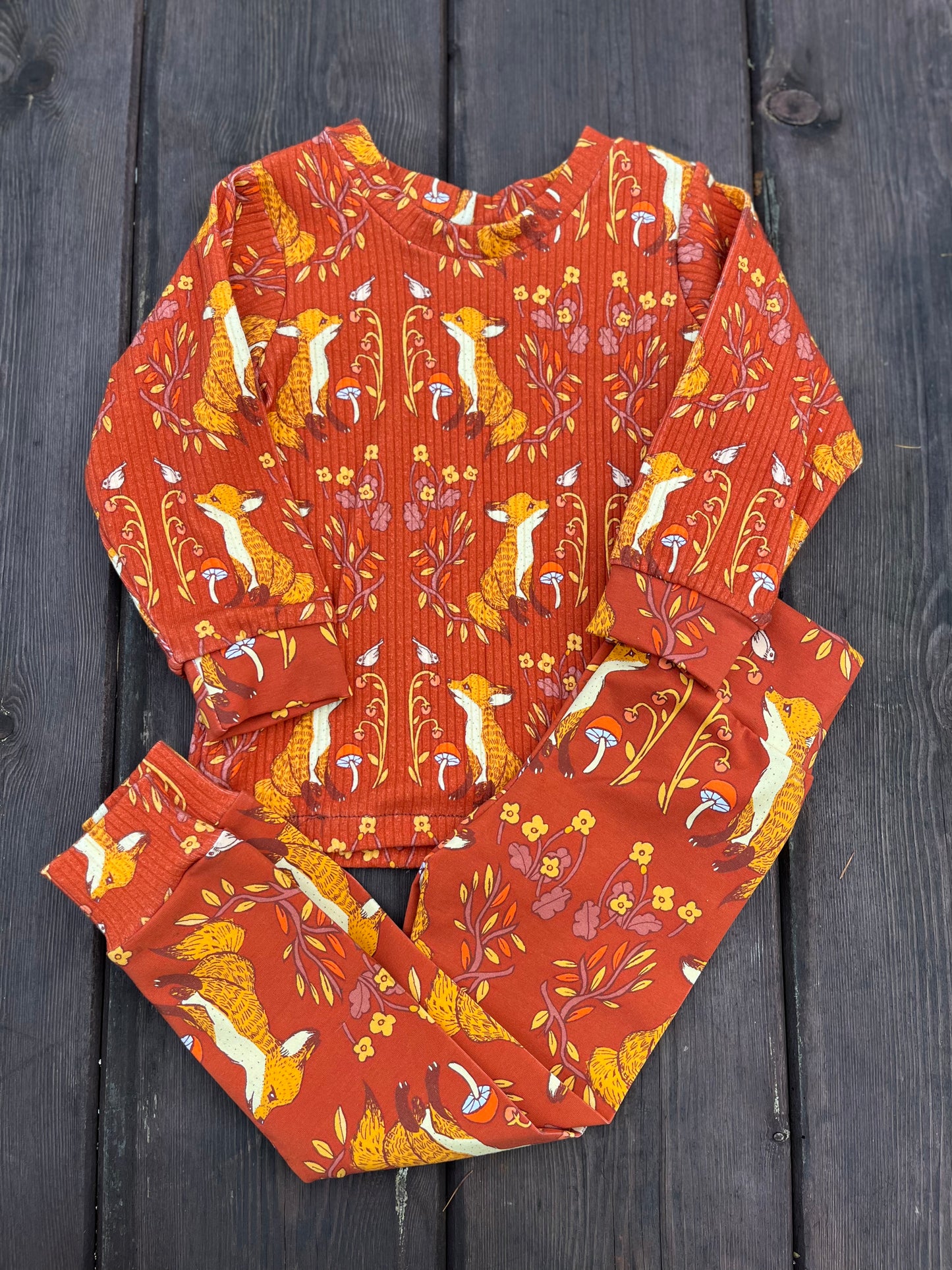 Yule Lounge Set