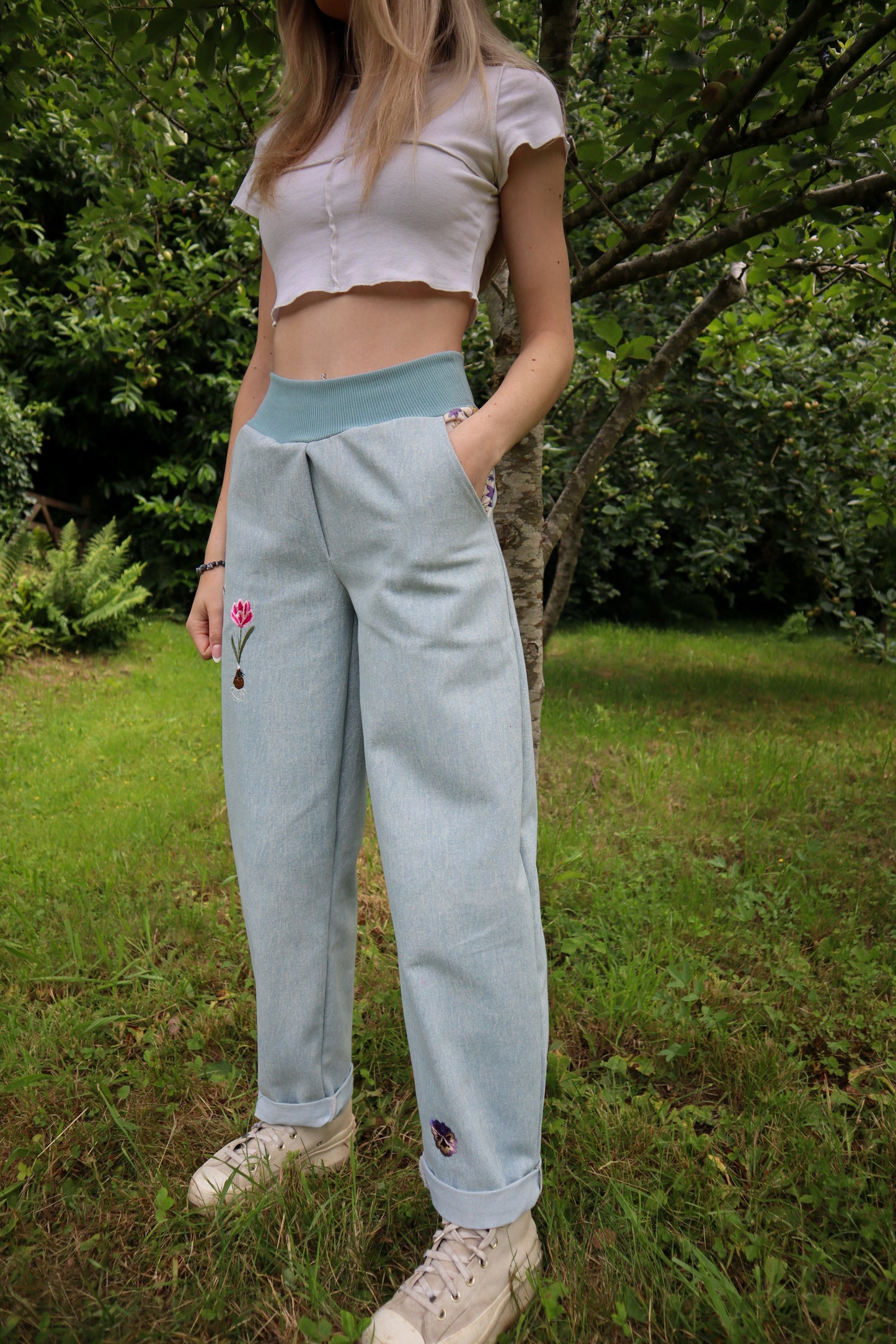 Blossom Barrel Leg Jean