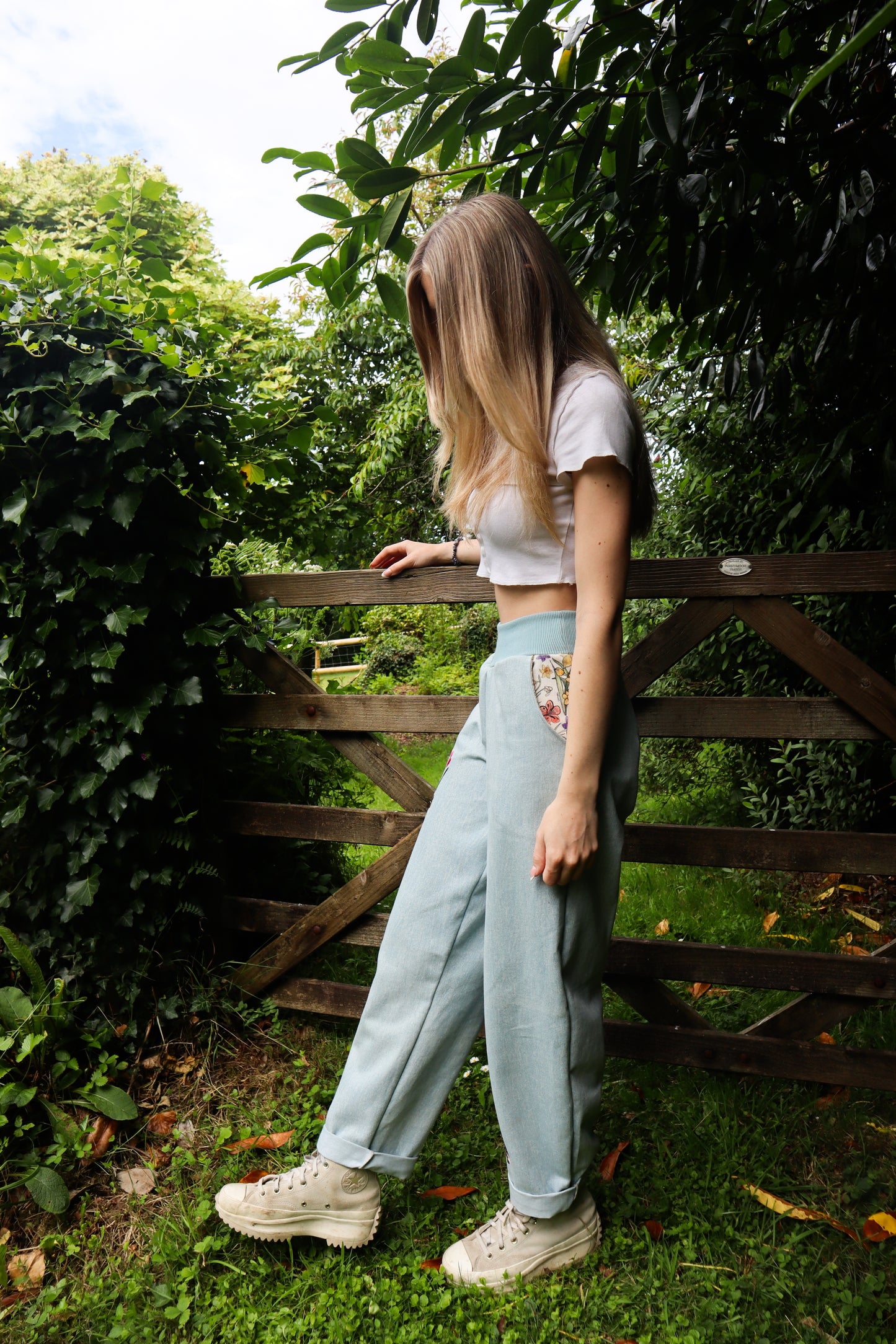 Blossom Barrel Leg Jean