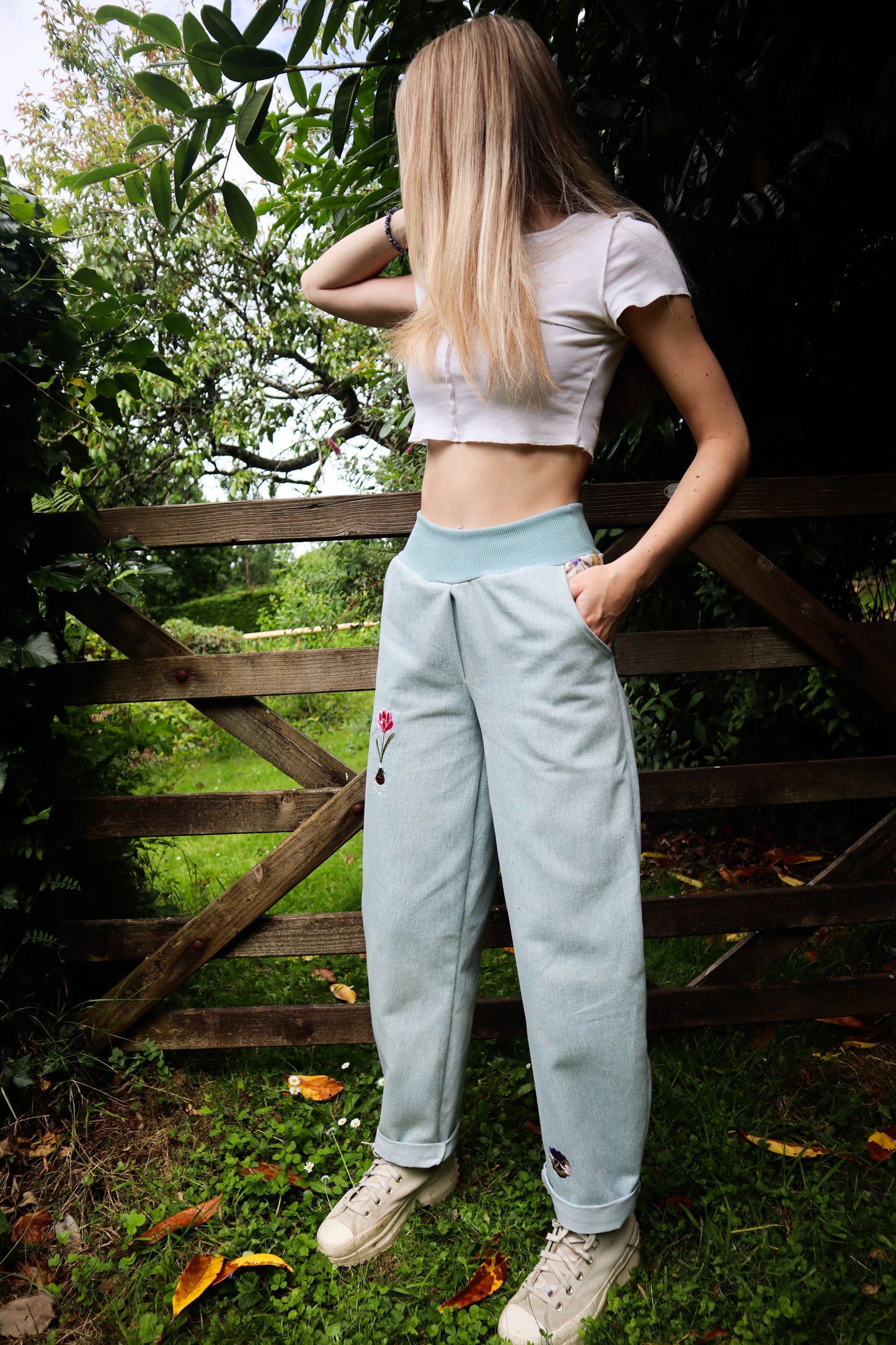 Blossom Barrel Leg Jean