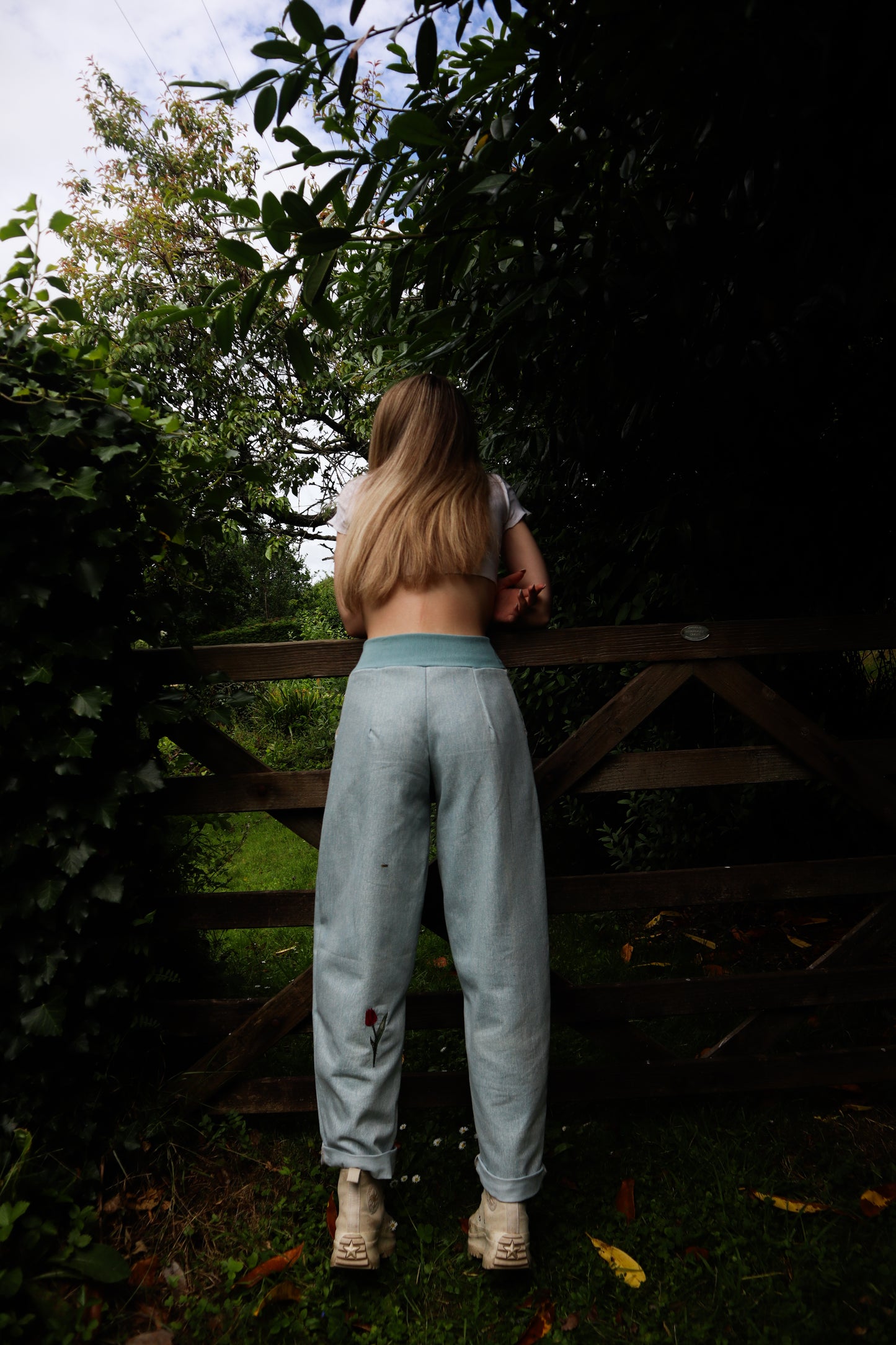 Blossom Barrel Leg Jean