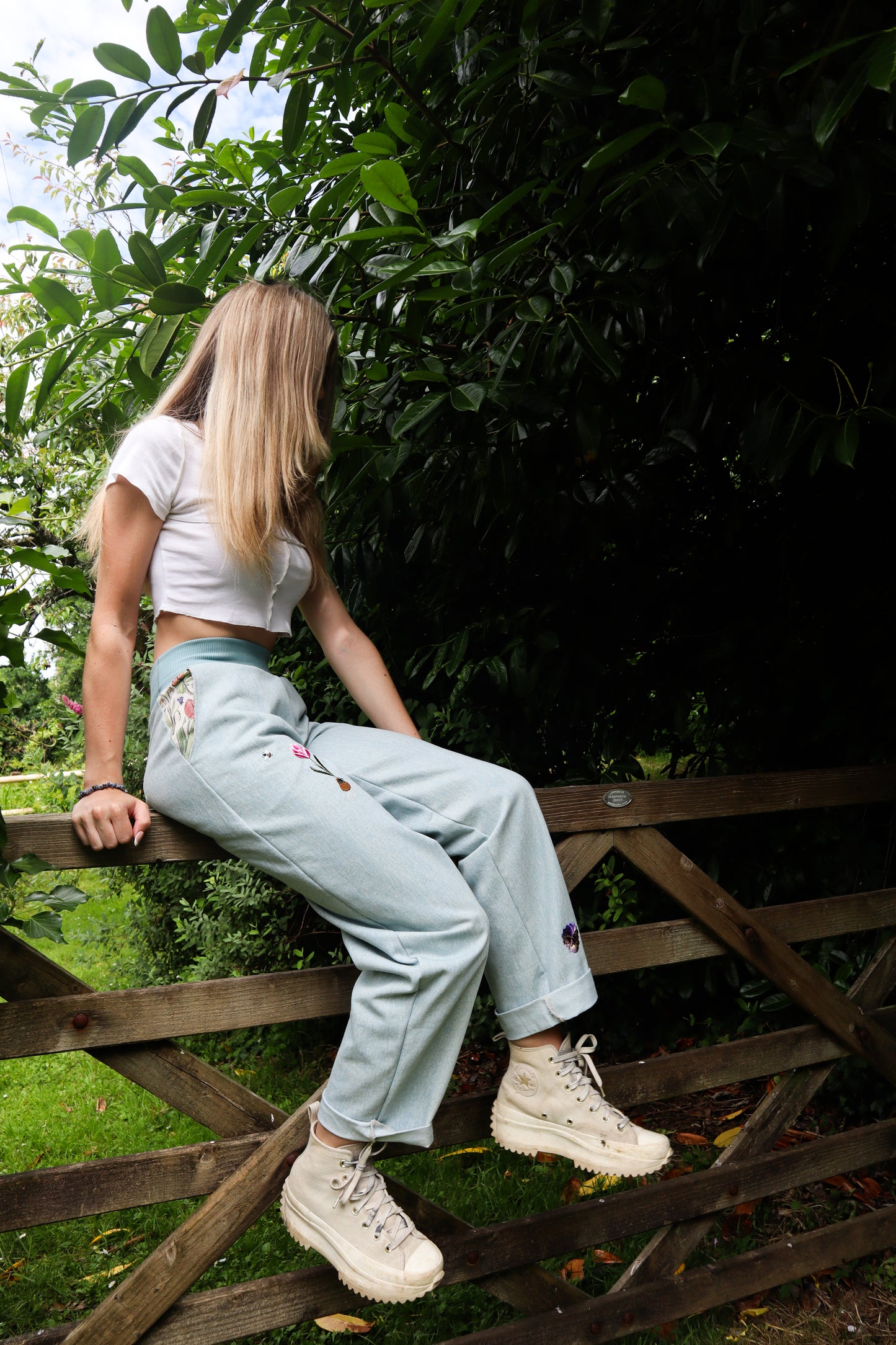 Blossom Barrel Leg Jean